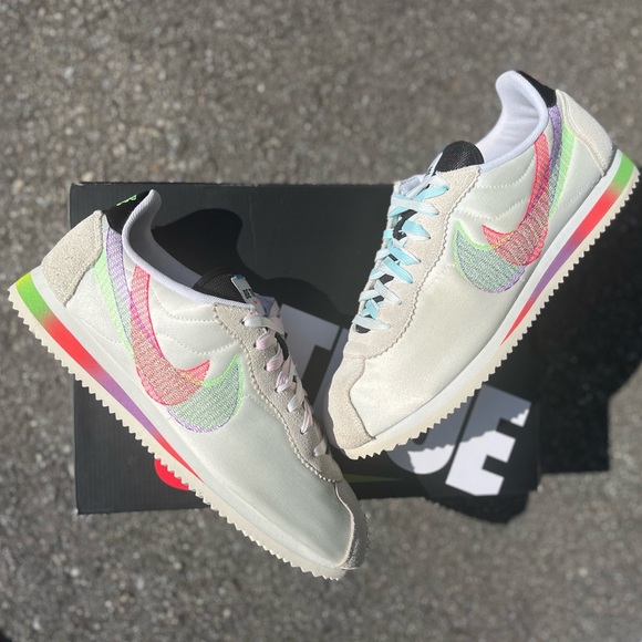 Nike Cortez “Be True (2022)” - Picture 8 of 12